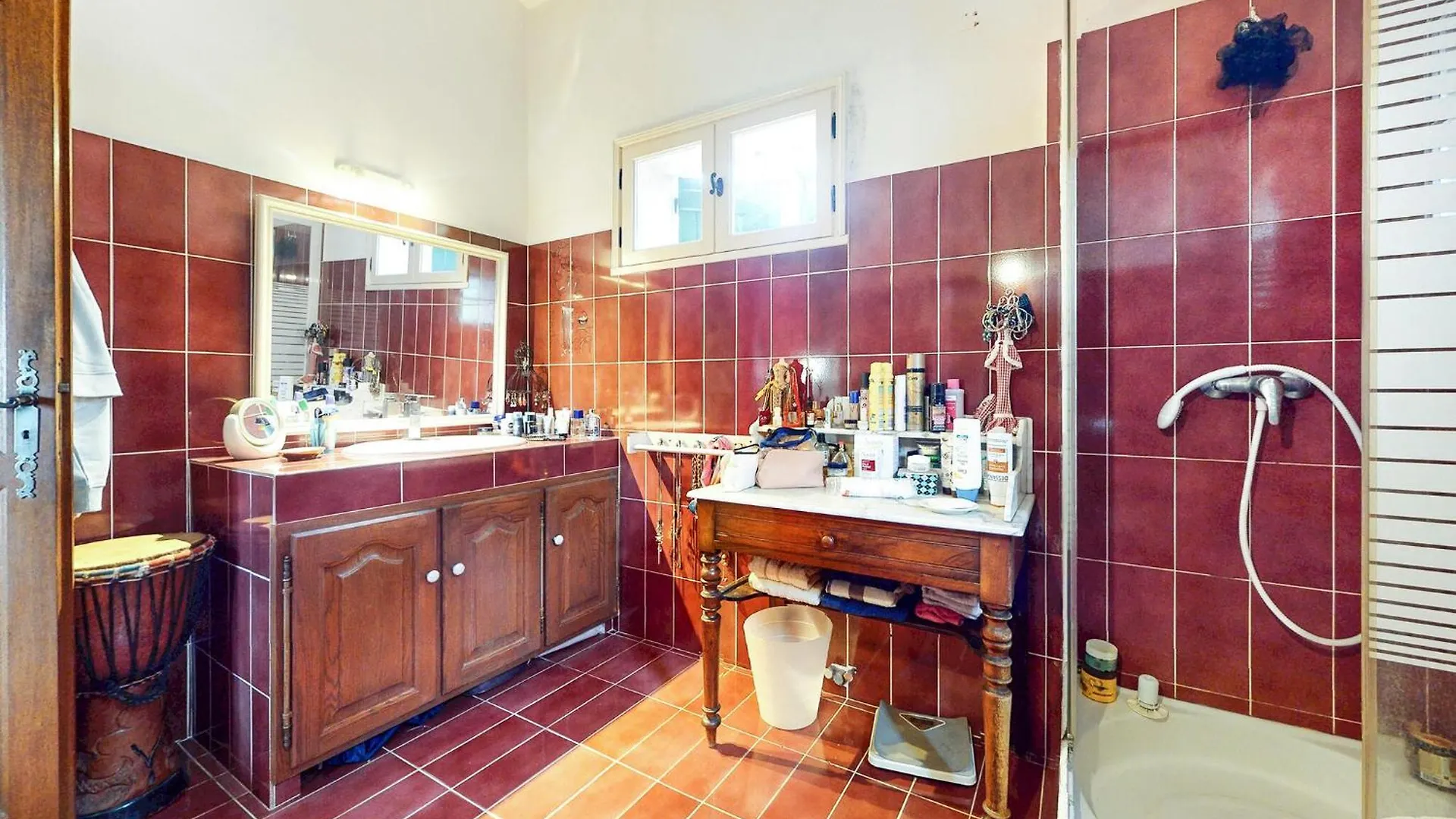Amazing Home In Sollies-Ville 0*,